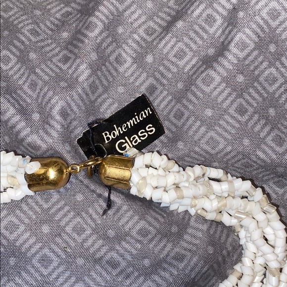 Bohemian glass necklace - Picture 3 of 3